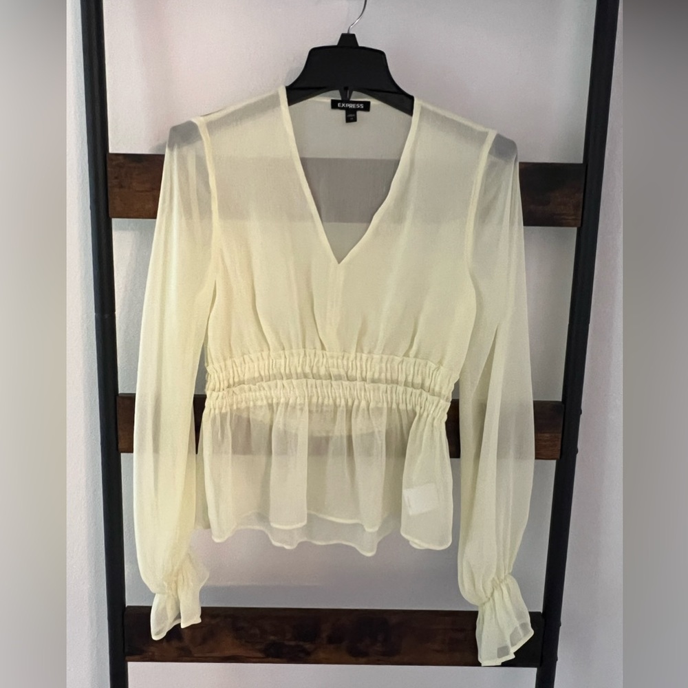 Relaxed pleated shirt Size XS